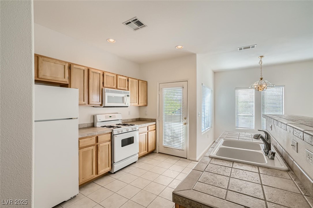 1511 Ruby Cliffs Lane 204 Property Photo 10