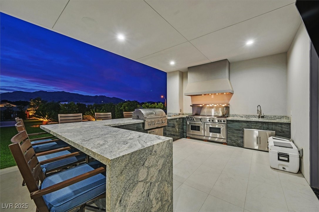 5400 Mello Avenue Property Photo 6