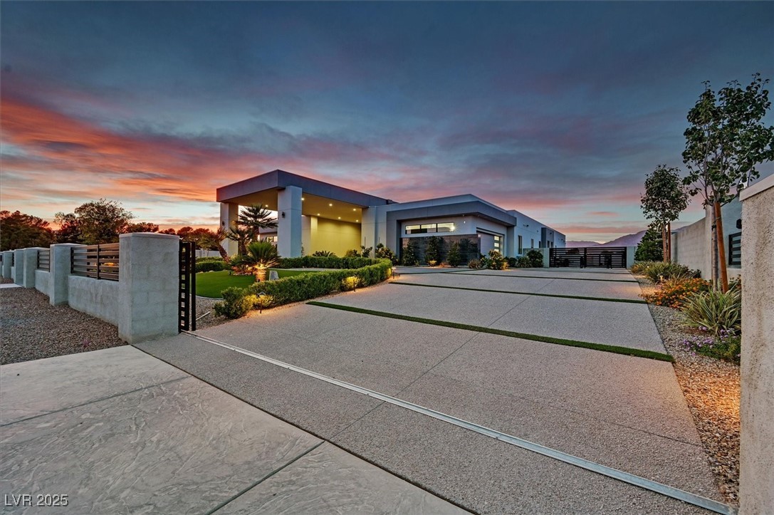 5400 Mello Avenue Property Photo 8