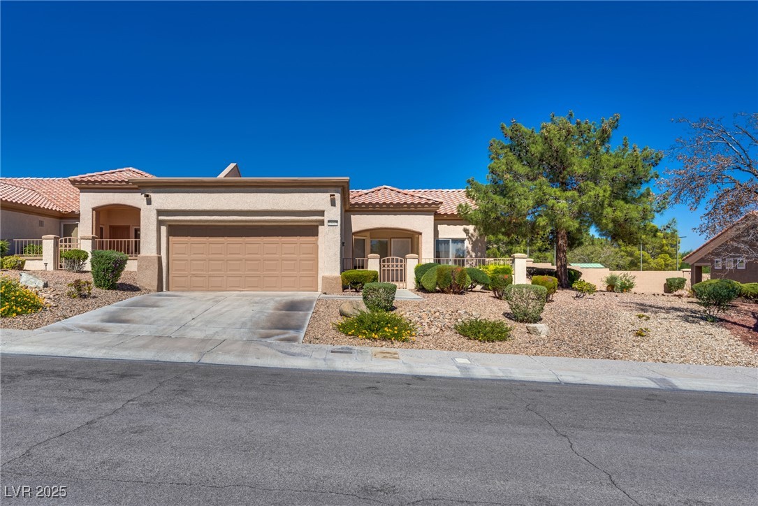 10408 Leafgold Drive Property Photo 1
