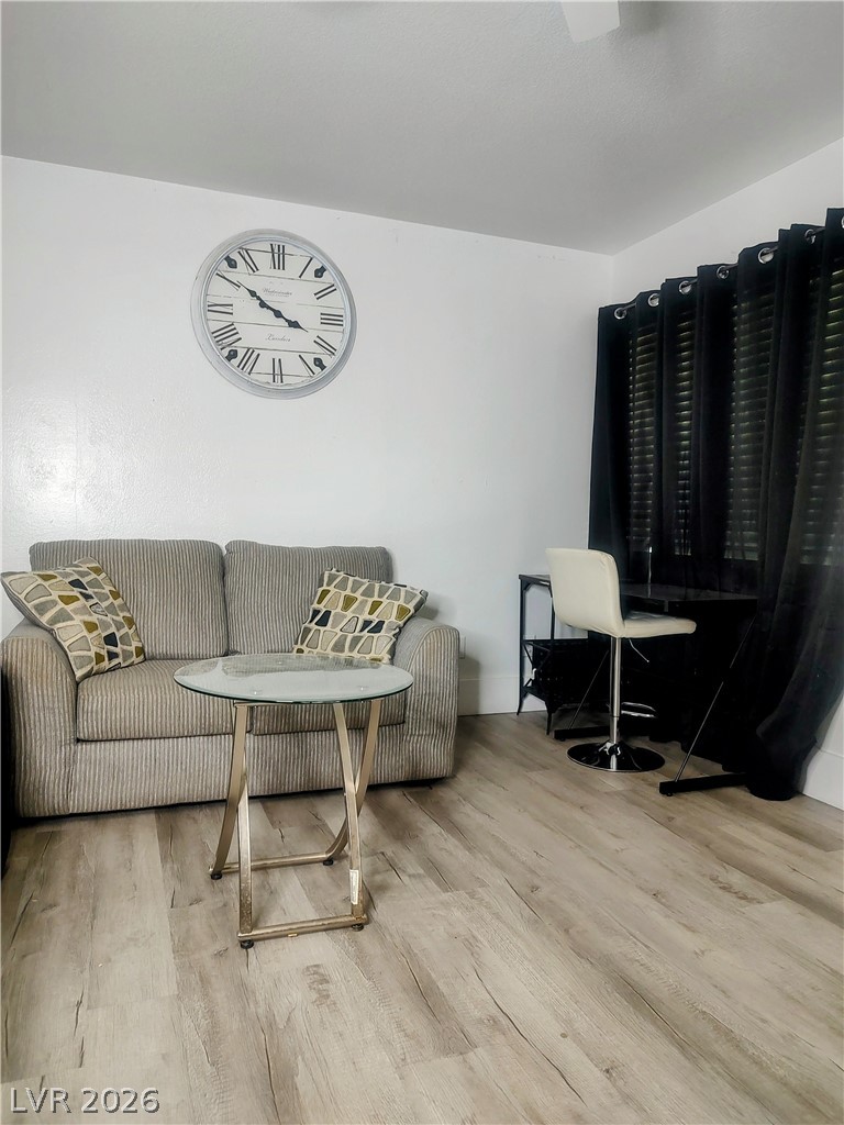 4614 Grand Drive 2 Property Photo 6