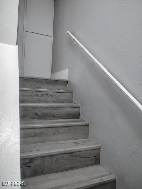 4614 Grand Drive 2 Property Photo 18