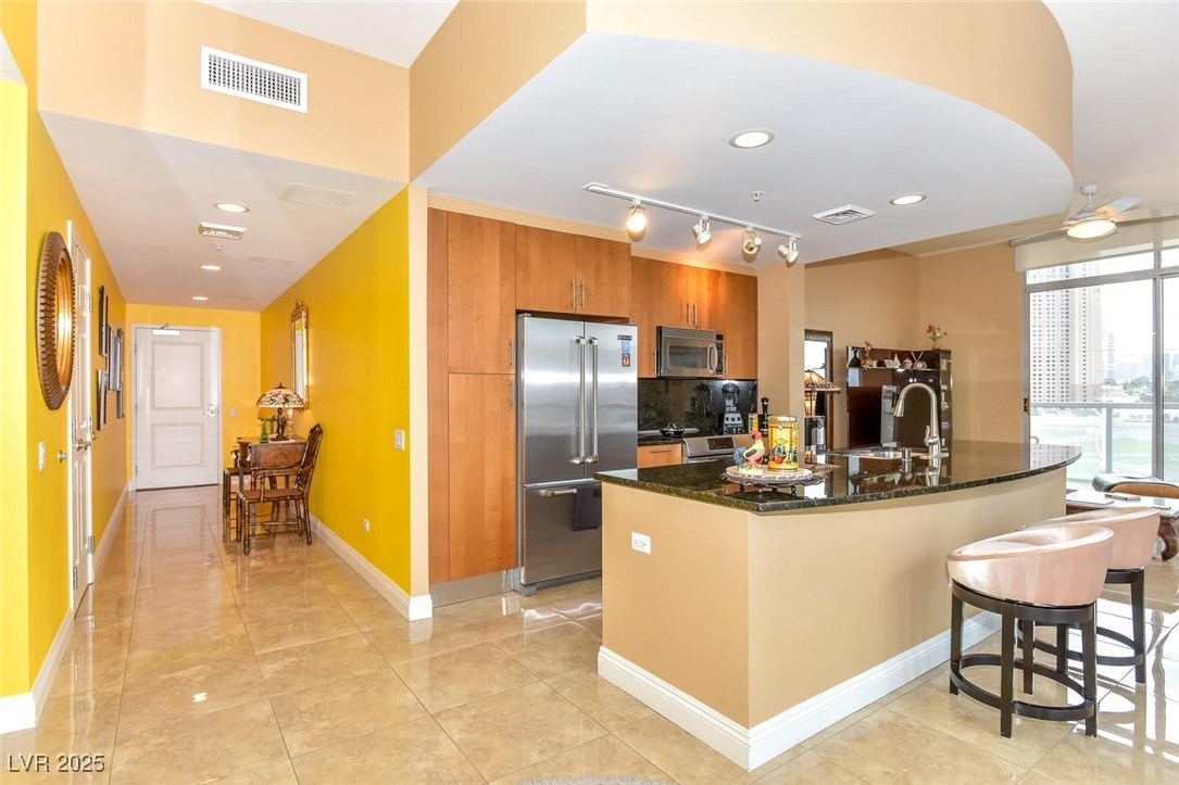 200 West Sahara Avenue 601 Property Photo 6