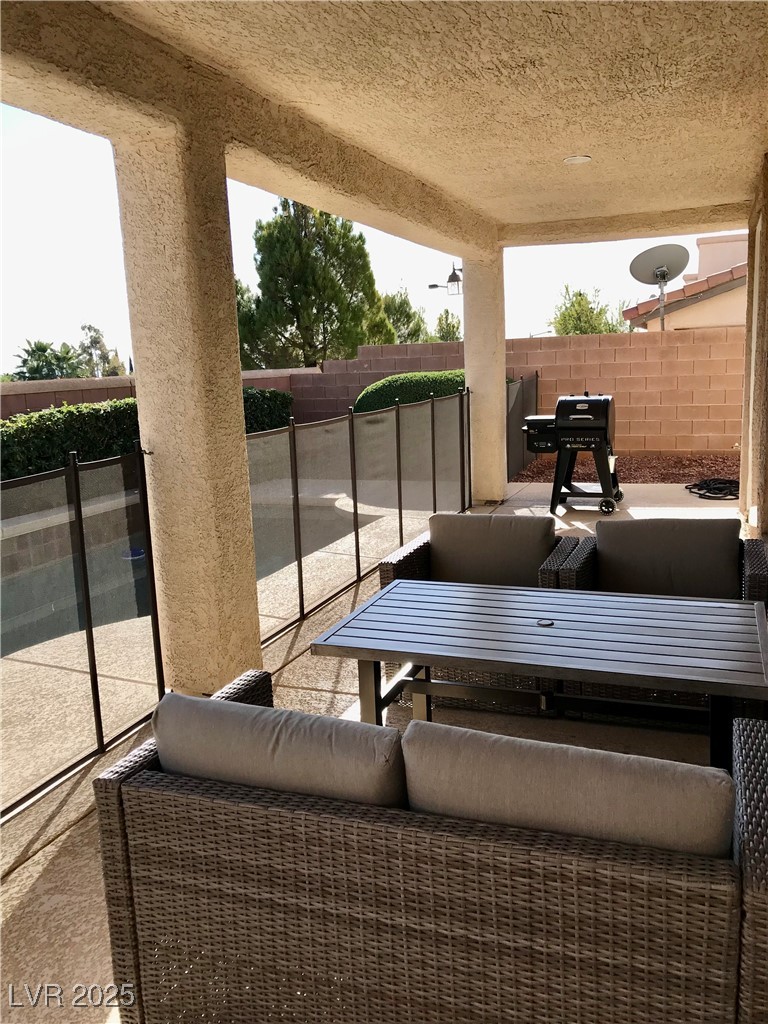612 El Loro Street Property Photo 38