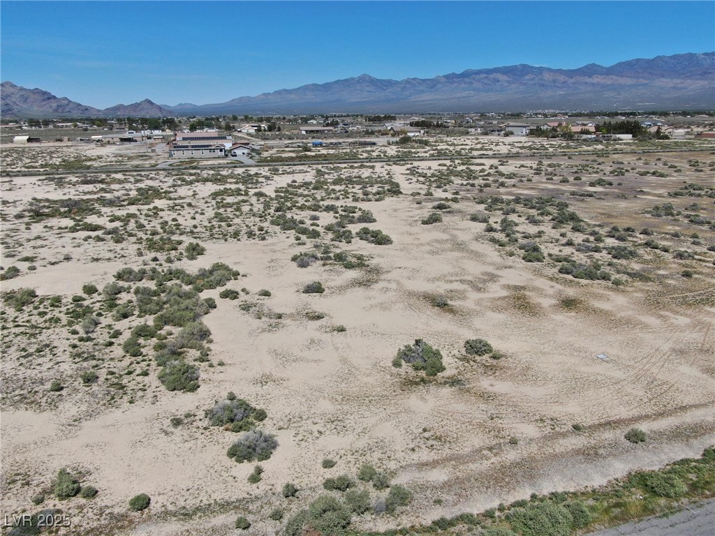 1640 Francine Street Property Photo 9