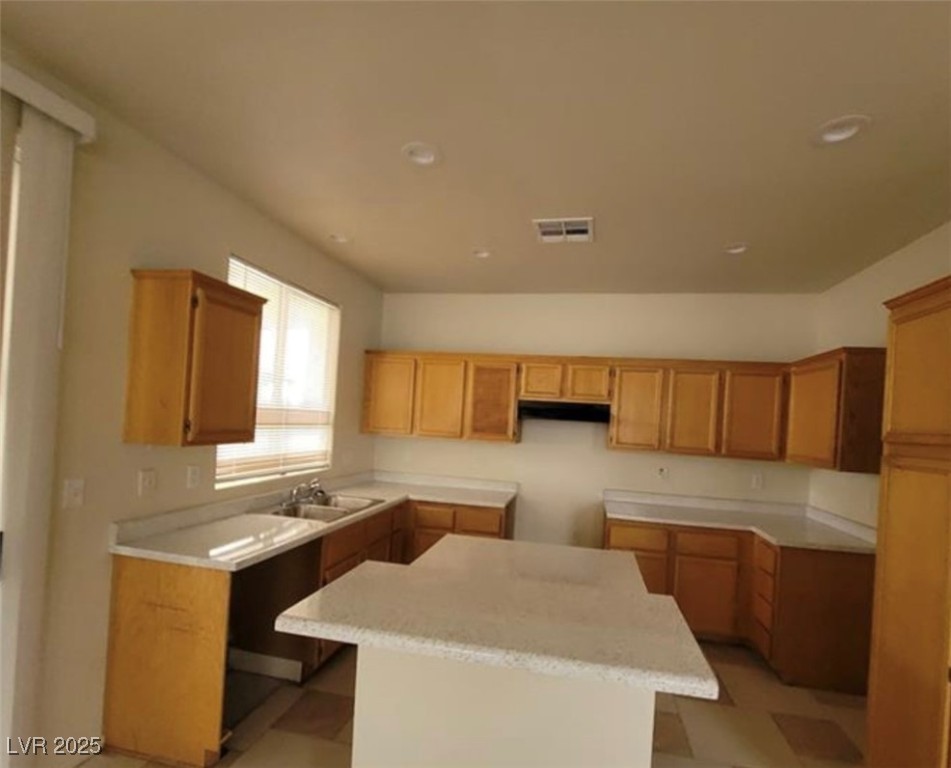 8701 Shady Pines Drive Property Photo 6
