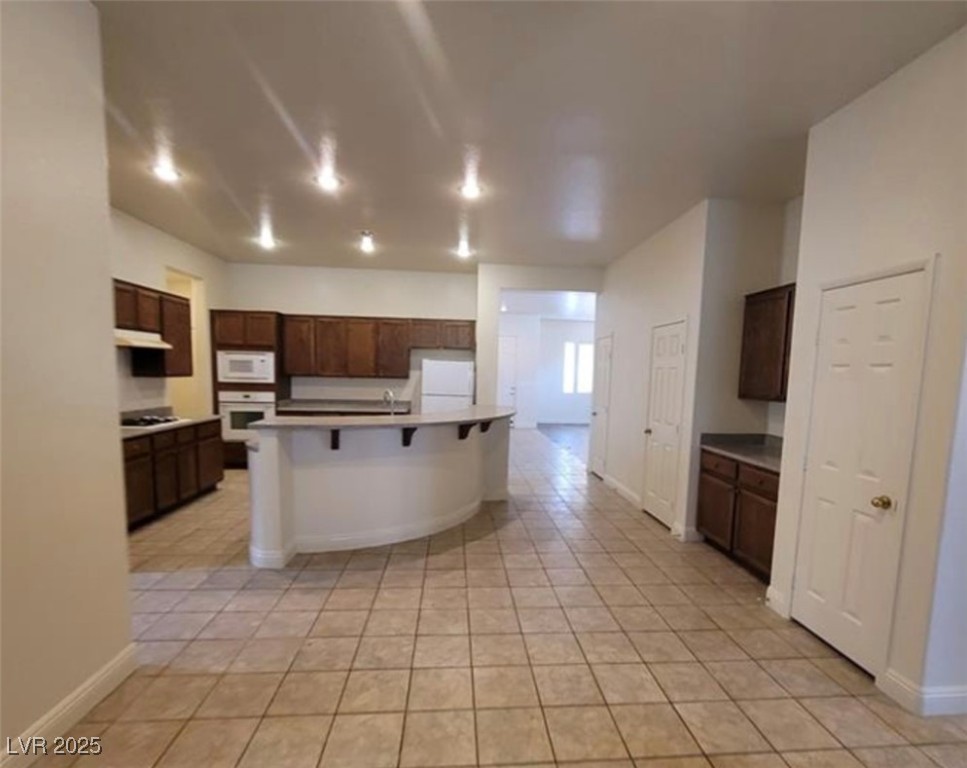 8240 Aurora Peak Avenue Property Photo 3