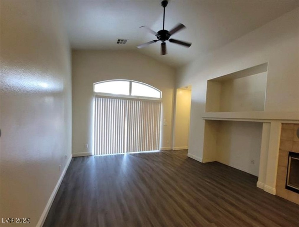 8240 Aurora Peak Avenue Property Photo 13