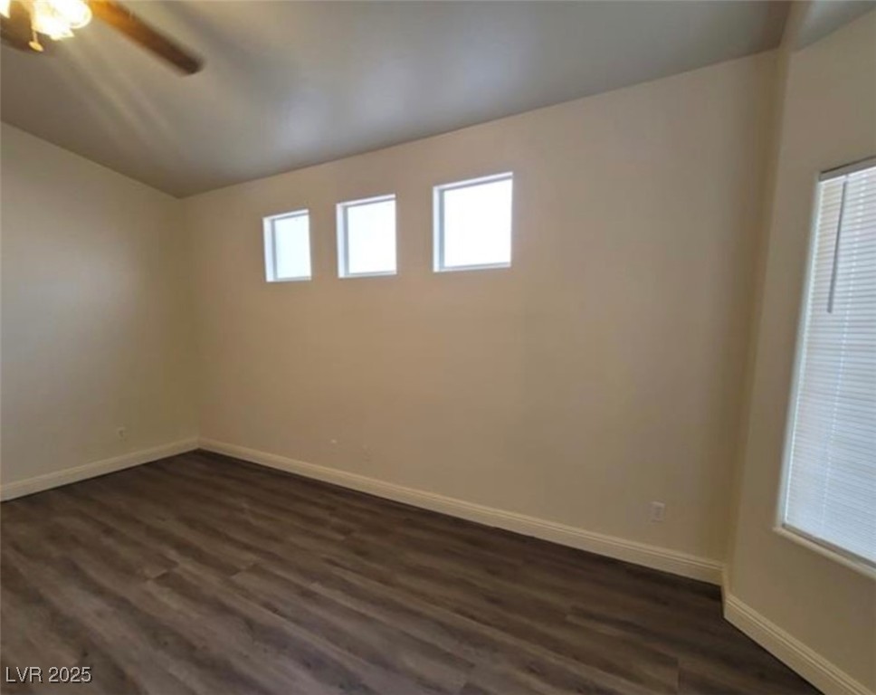 8240 Aurora Peak Avenue Property Photo 17