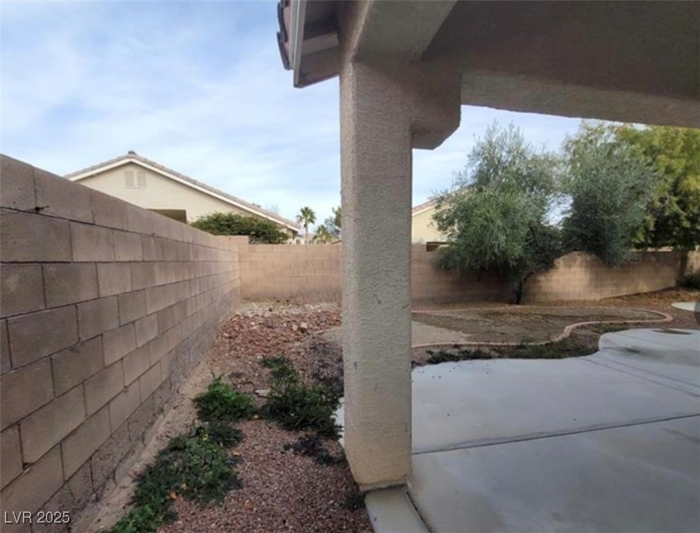 8240 Aurora Peak Avenue Property Photo 54