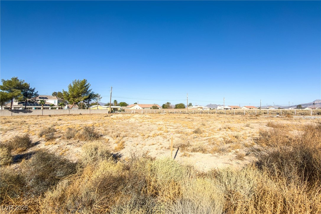 2330 South Laguna Street Property Photo 4