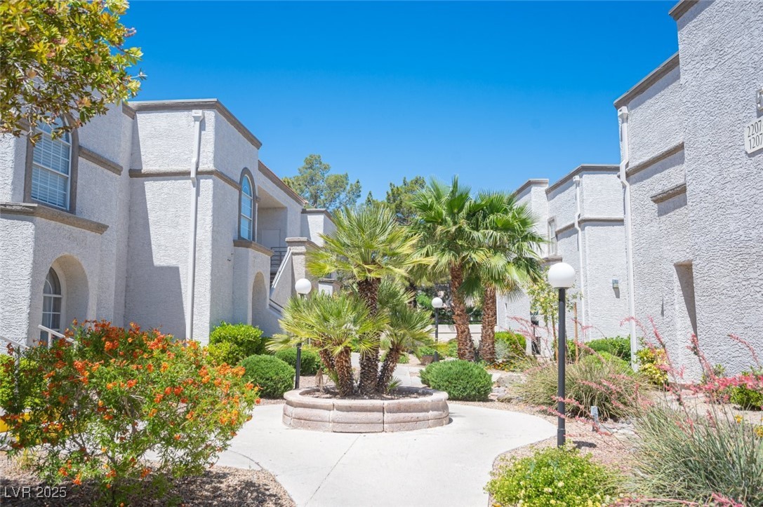 3150 Soft Breezes Drive 2220 Property Photo 3