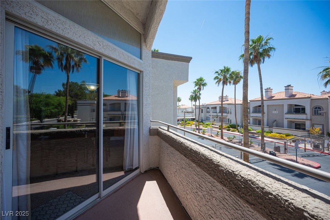 3150 Soft Breezes Drive 2220 Property Photo 19