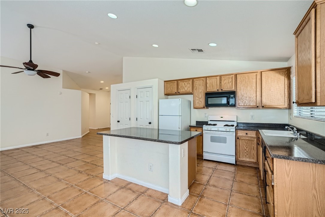 5716 Blizzard Breeze Street Property Photo 4