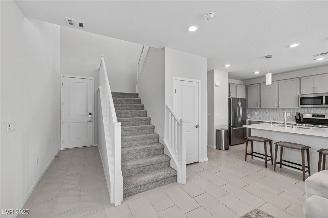 2728 High Echelon Road Property Photo 22