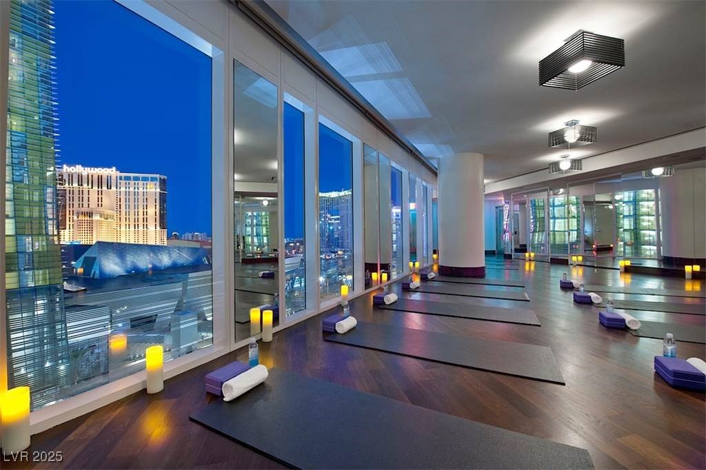 3750 Las Vegas Boulevard 2608 Property Photo 28