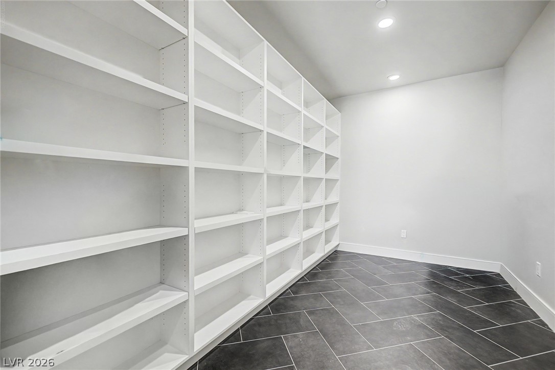 5624 North Dapple Gray Road Property Photo 17