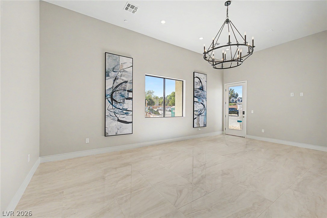 5624 North Dapple Gray Road Property Photo 19