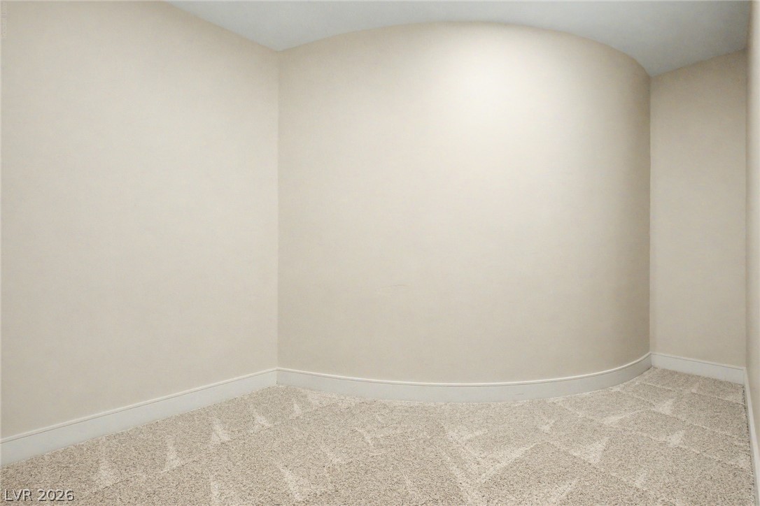 5624 North Dapple Gray Road Property Photo 34
