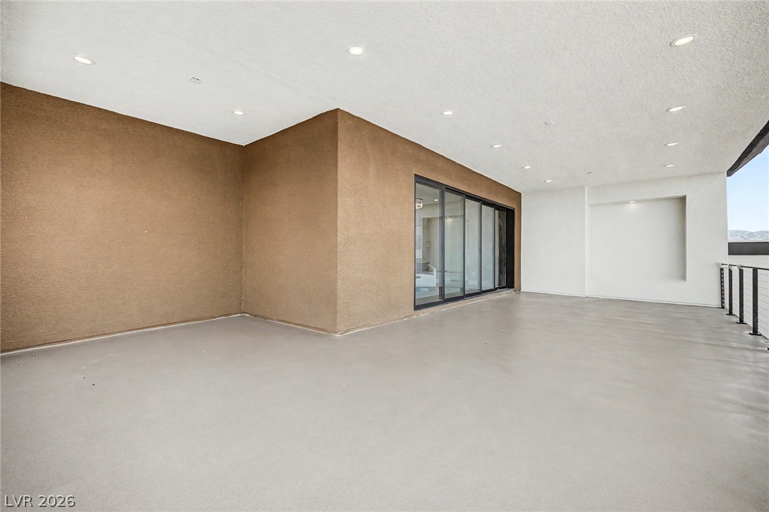 5624 North Dapple Gray Road Property Photo 51