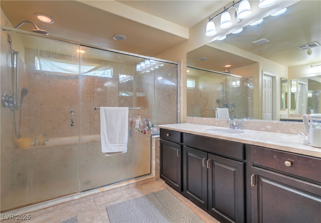 1010 Saffex Rose Avenue Property Photo 14