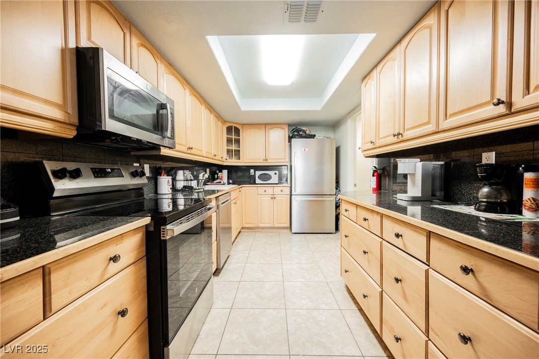 687 Marina Drive 39 Property Photo 24