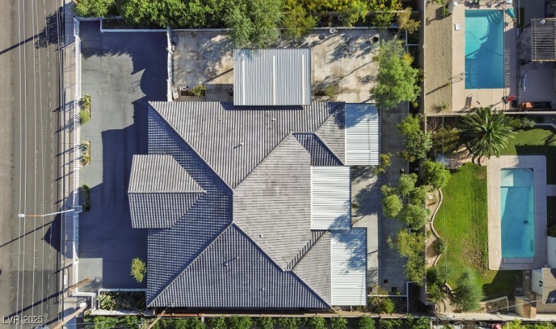 1202 South Rancho Drive Property Photo 3