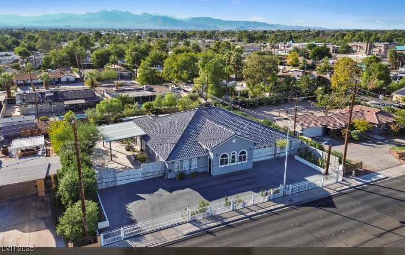 1202 South Rancho Drive Property Photo 8