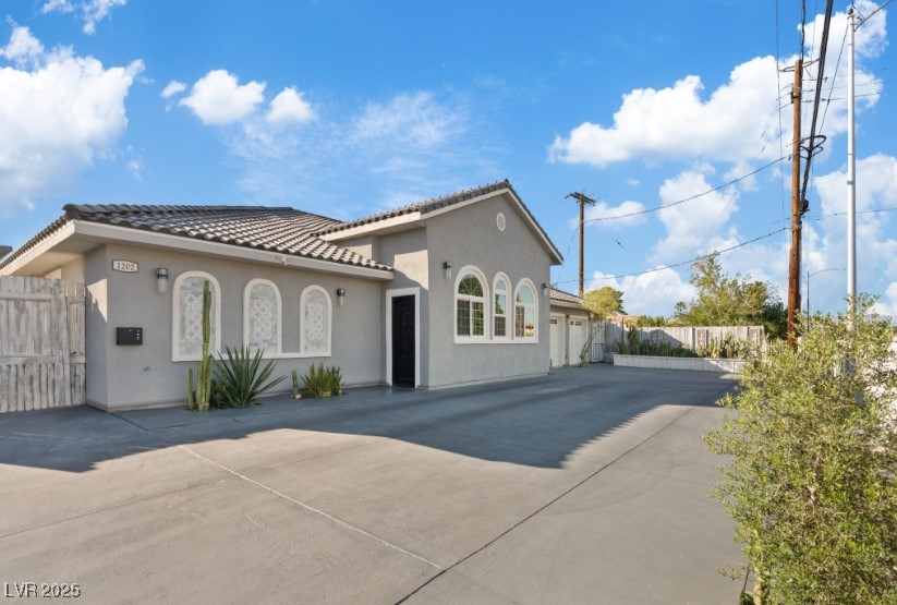 1202 South Rancho Drive Property Photo 57