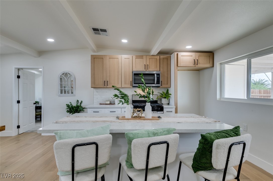 504 North Minnesota Street Property Photo 3