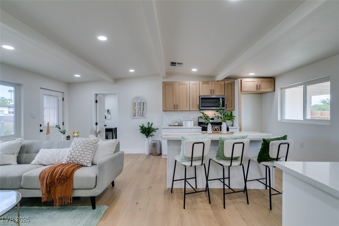 504 North Minnesota Street Property Photo 8