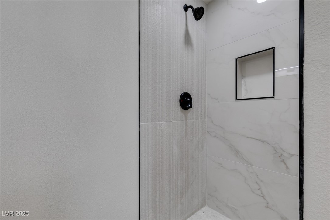 504 North Minnesota Street Property Photo 22