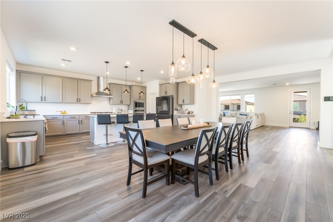 10197 Magnolia Creek Street Property Photo 2