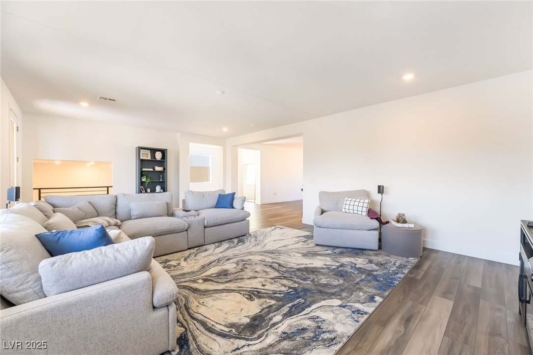 10197 Magnolia Creek Street Property Photo 3