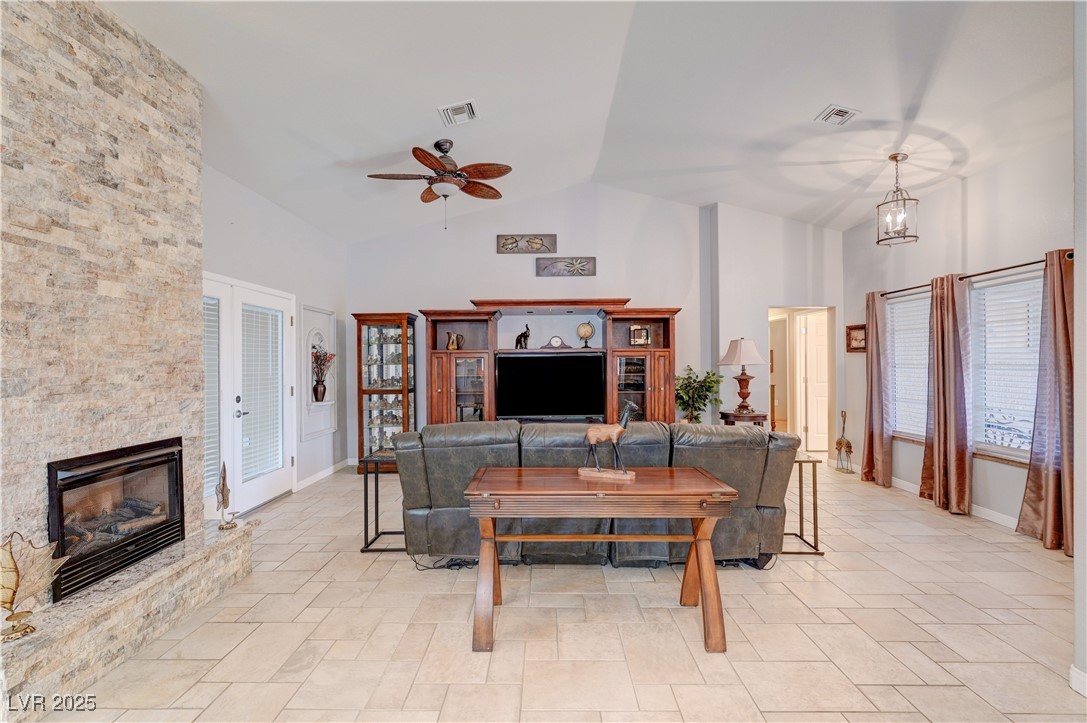 3033 Merimar Drive Property Photo 12