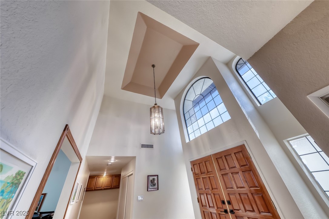 2504 Windjammer Way Property Photo 1
