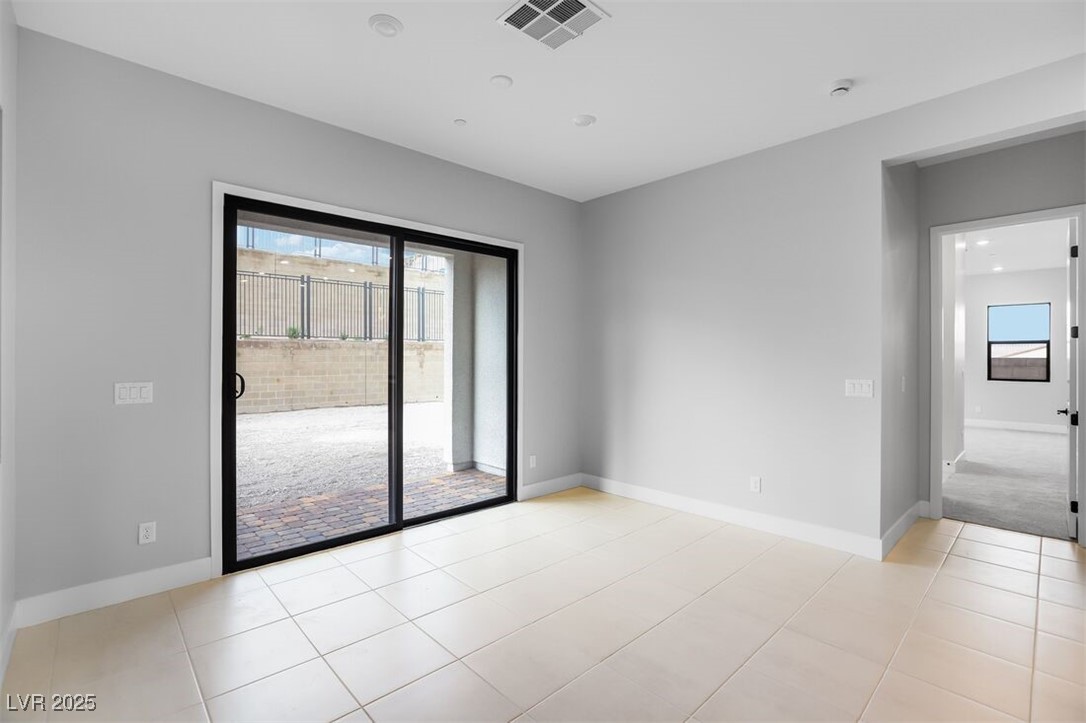 597 Stowell Avenue Property Photo 15