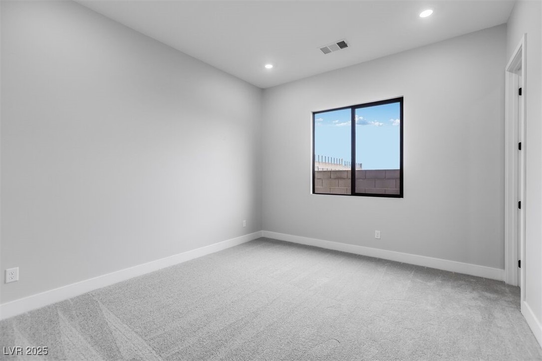 597 Stowell Avenue Property Photo 21