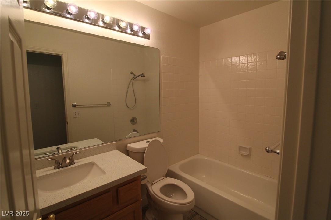1629 British Cup Drive Property Photo 9
