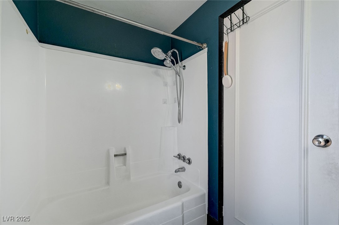 4045 Great Plains Way Property Photo 22