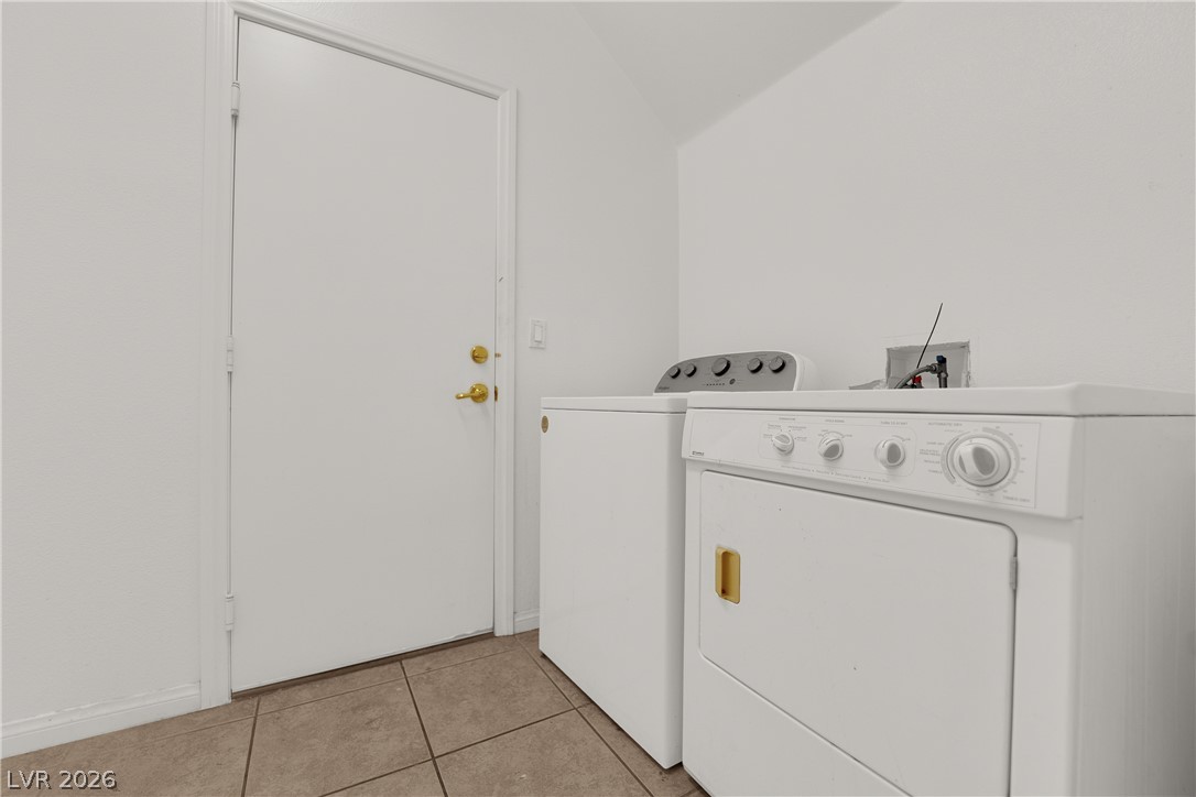 311 Turtle Peak Avenue Property Photo 19