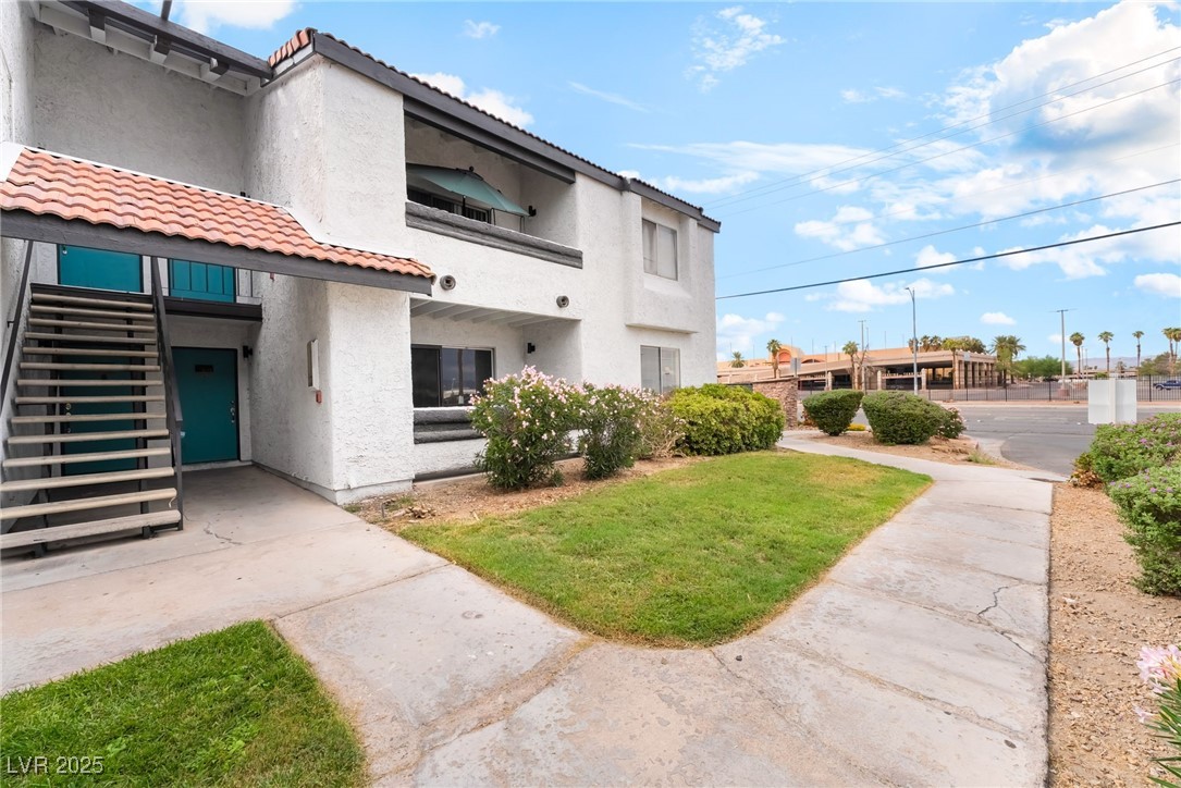 1455 East Katie Avenue D15 Property Photo 1