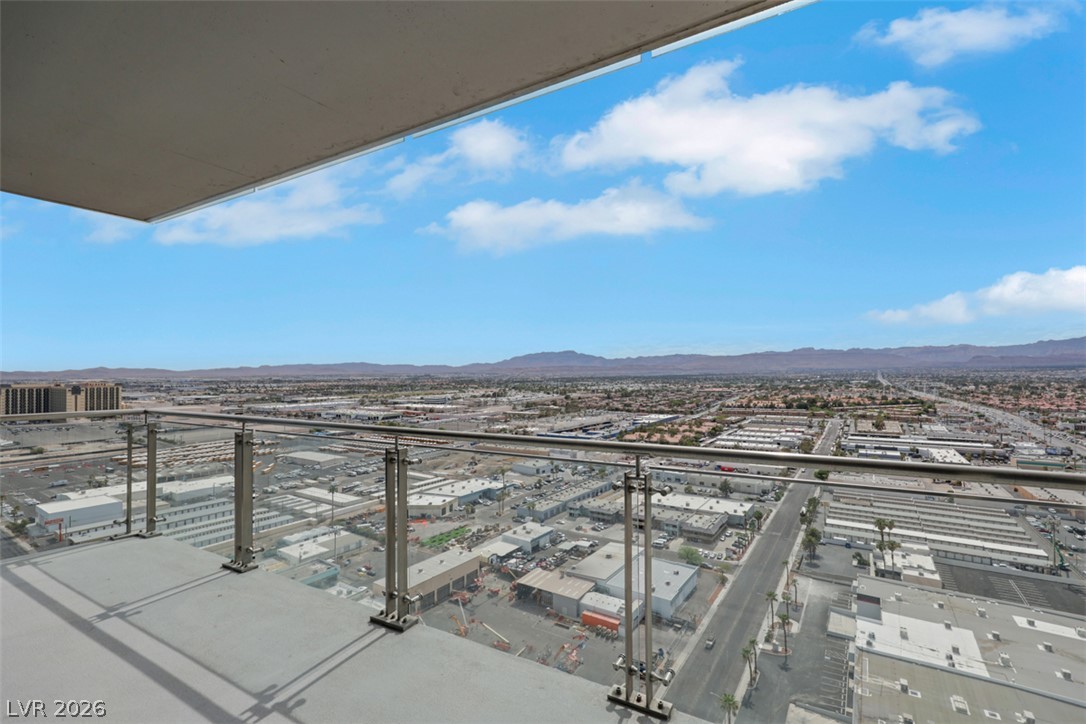 4381 West Flamingo Road 2821 Property Photo 21