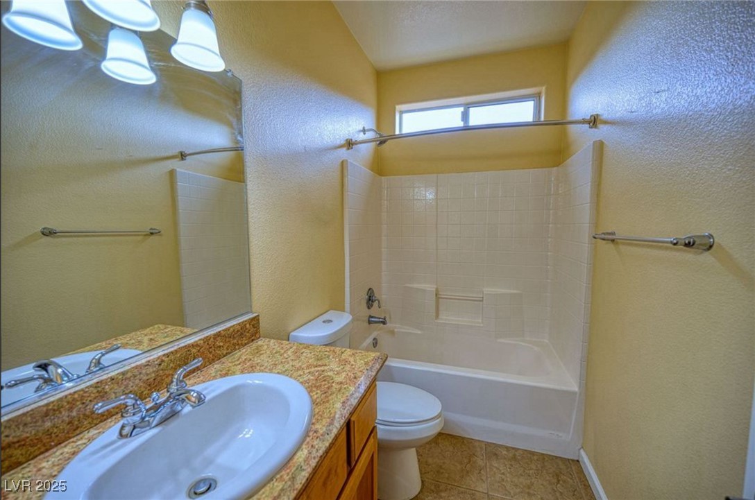 6780 Sandpebble Street Property Photo 8