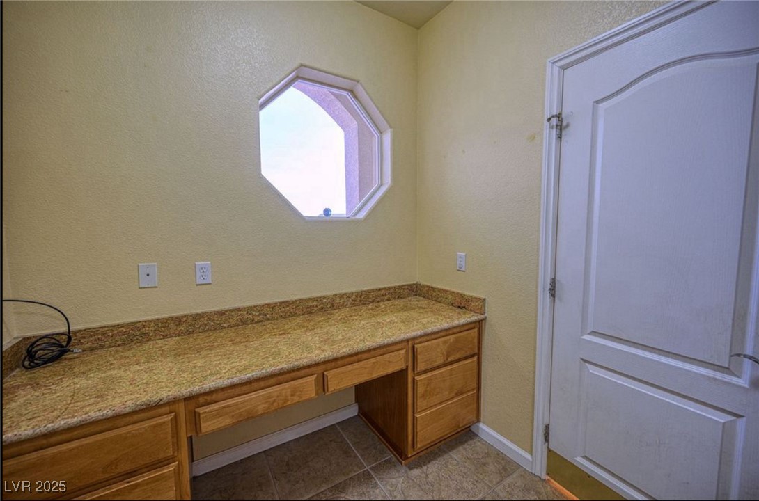 6780 Sandpebble Street Property Photo 23