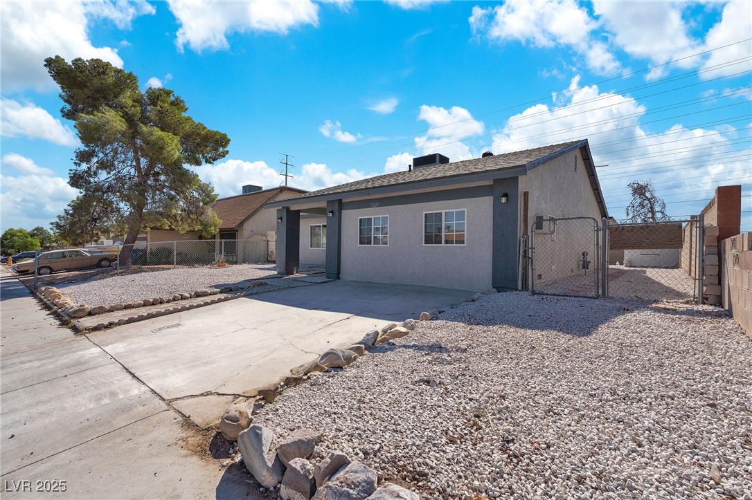 7225 Bridgeview Avenue Property Photo 4