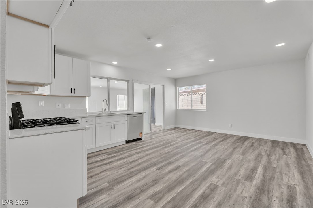 7225 Bridgeview Avenue Property Photo 5