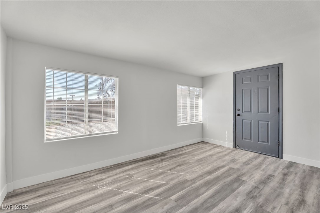 7225 Bridgeview Avenue Property Photo 9