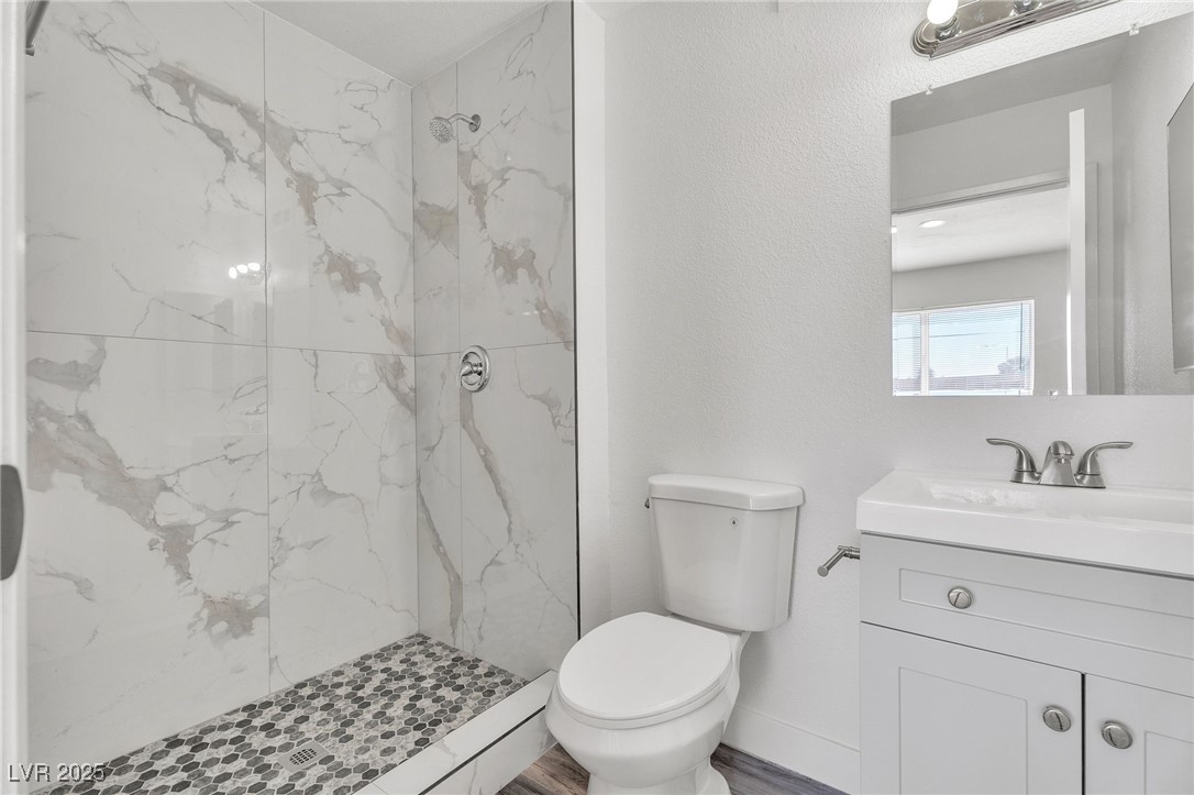 7225 Bridgeview Avenue Property Photo 25