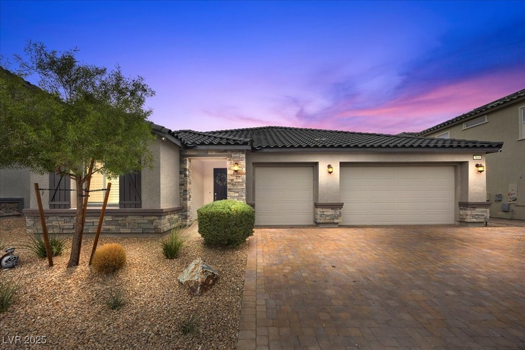 7616 Mojave Evening Street Property Photo 1